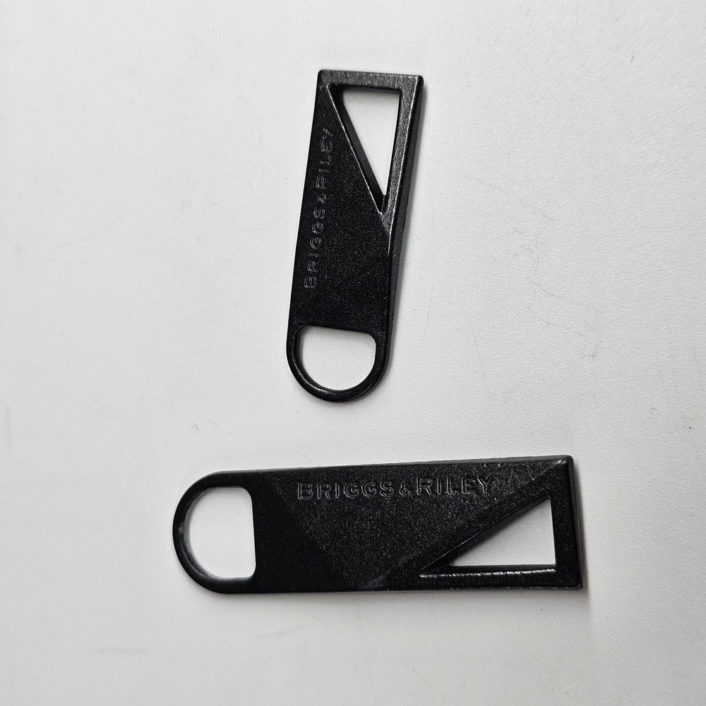 2 X Briggs & Riley Zipper Pulls Black 1-1/2 & 1-3/4" Replacement - Picture 1 of 6